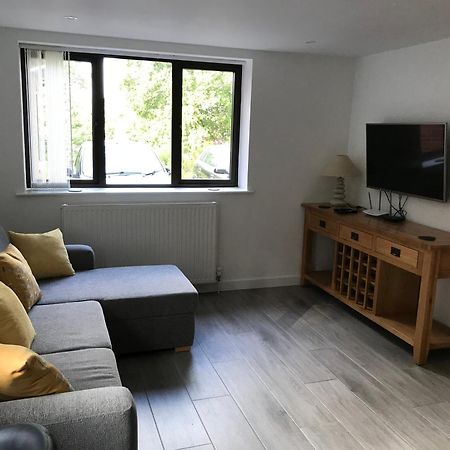 1 Bedroom Self Contained Separate Annexe In Exeter Ide Eksteriør bilde