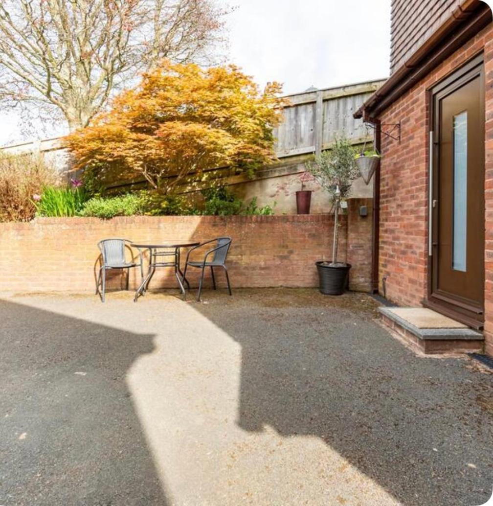 1 Bedroom Self Contained Separate Annexe In Exeter Ide Eksteriør bilde